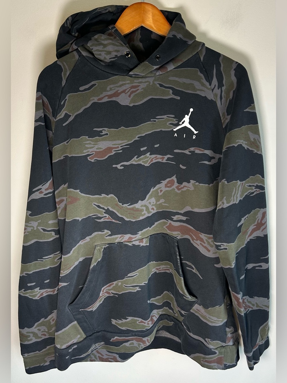 Jordan Hoodie Sweater Mens L Tiger Stripe Green Black Camo Nike Jumpman Air
